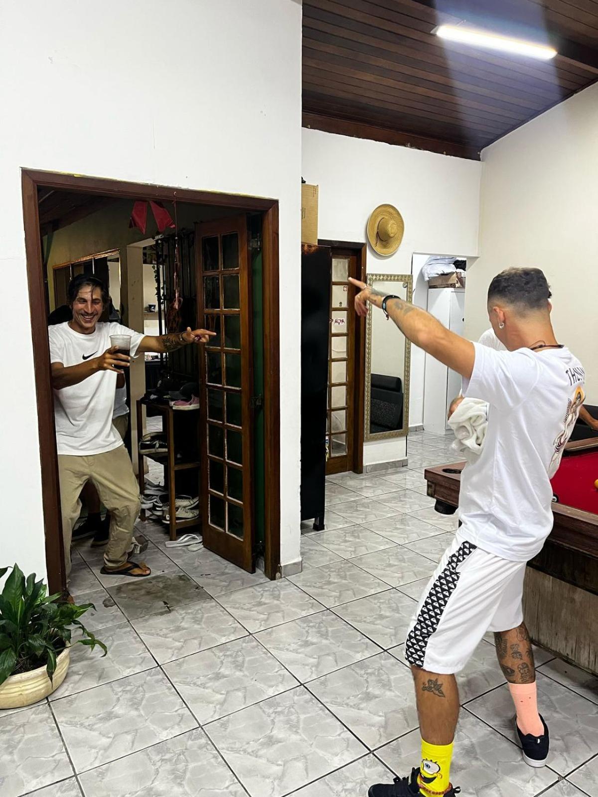 Da Lua Hostel Убатуба Экстерьер фото
